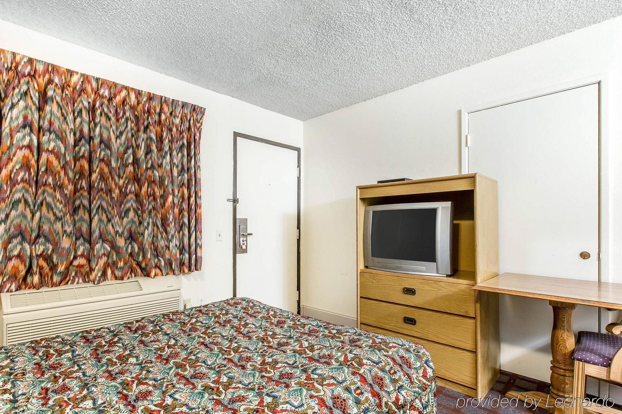 Rodeway Inn Wildwood Маммот Лейкс Экстерьер фото