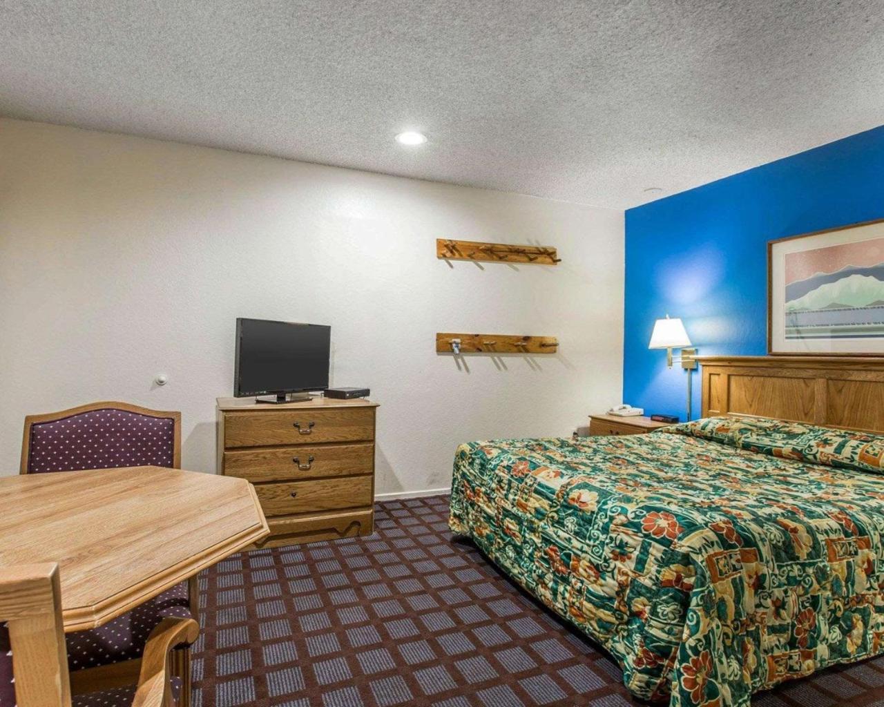 Rodeway Inn Wildwood Маммот Лейкс Экстерьер фото